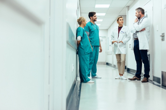 Discussions entre professionnels de santé