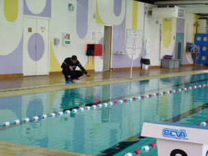Prélèvement eau piscine
